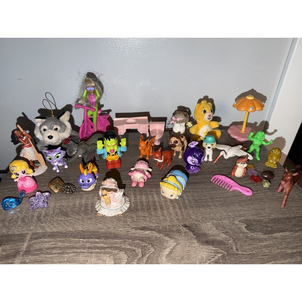 Large Trinket Lot 30+ Pieces Good For Trinket Shelves Or Collections